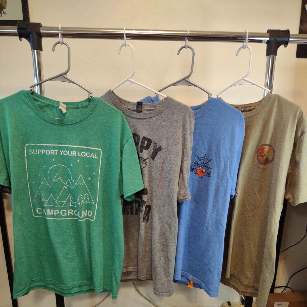 Lot of 4 Travel T-shirts Kauai Roatan Camping Piranha Joe Large X-Large